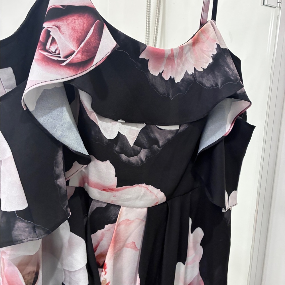 City Chic Black and Pink Floral tulip Dress - Picture 2 of 3